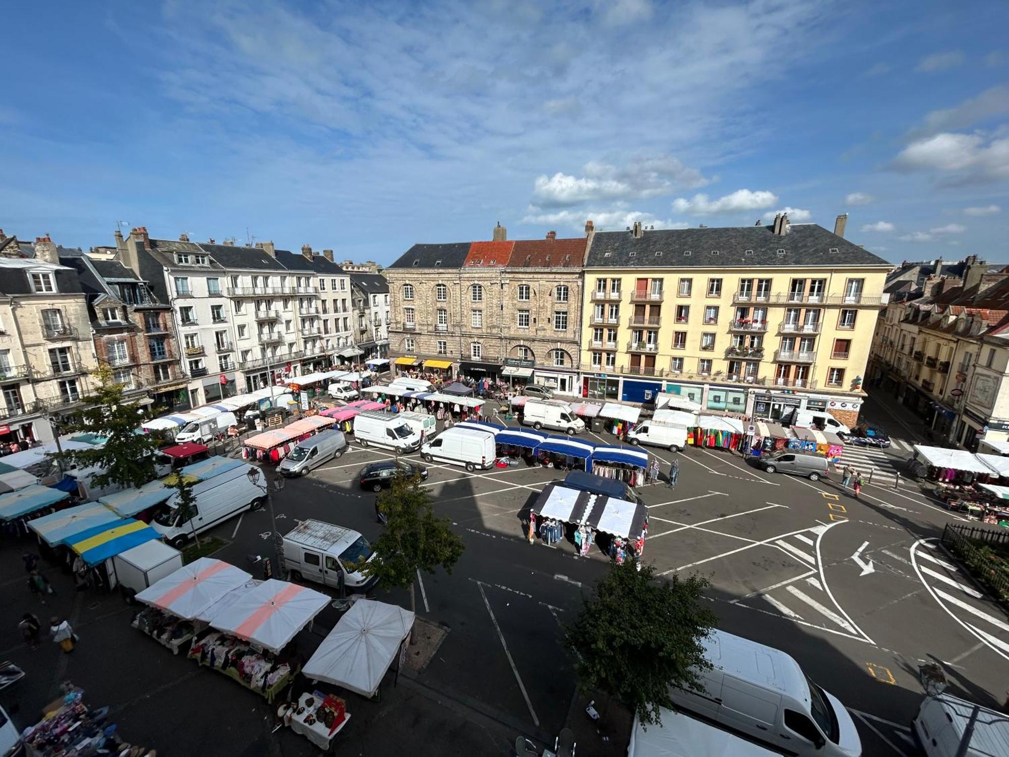 Plage Port Tout A Pied Dieppe Exterior photo